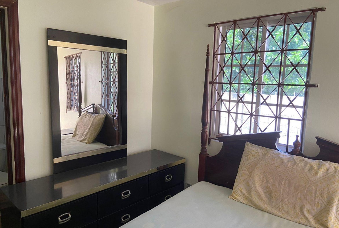 Eleventh image of Apt 4-lot 535 Montrose Crescent in Montego Bay, St. James, Jamaica - property is For Rent