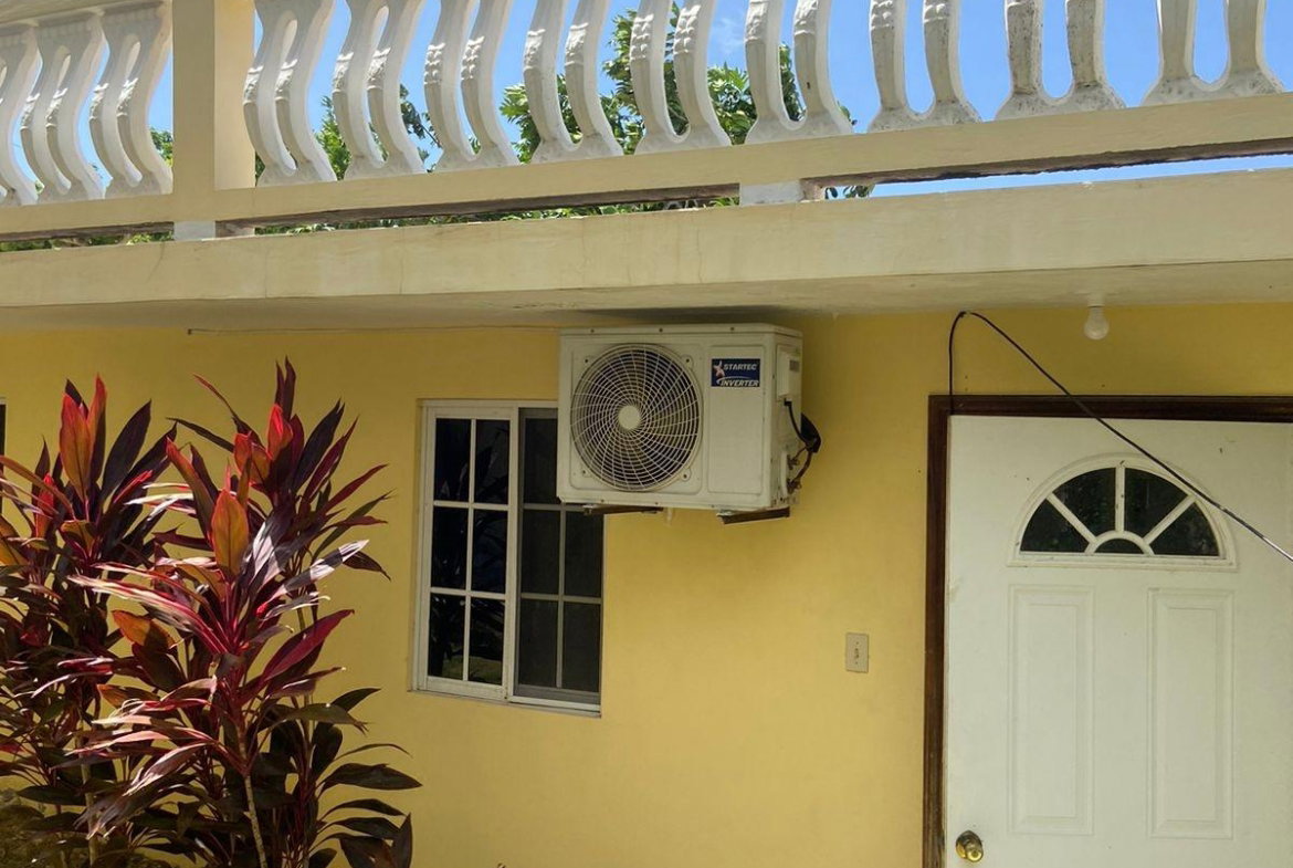 Seventh image of Apt 4-lot 535 Montrose Crescent in Montego Bay, St. James, Jamaica - property is For Rent