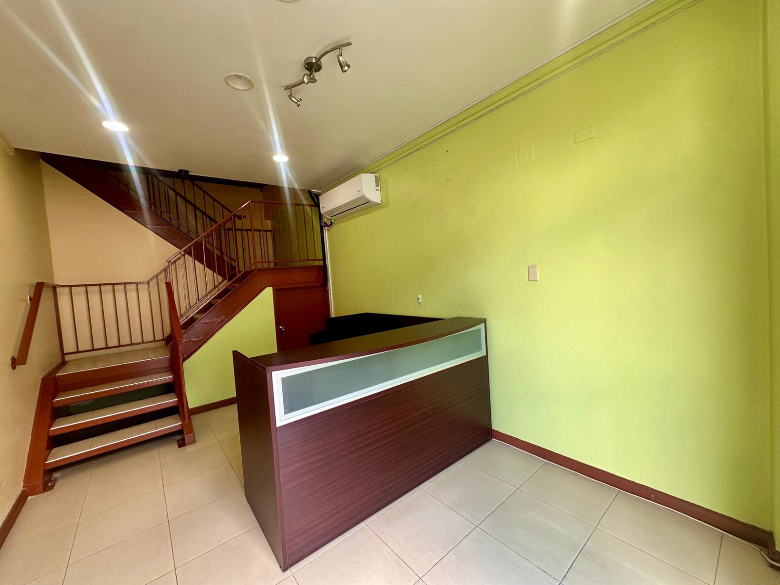 Fifth image of 15- Hope Road in Kingston 10, St. Andrew, Jamaica - property is For Rent