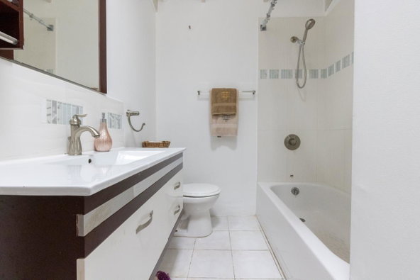 Ninth image of 8 Bogue Village ph 3 in Bogue Village, St. James, Jamaica - property is For Rent