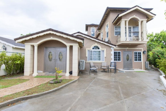 First image of 8 Bogue Village ph 3 in Bogue Village, St. James, Jamaica - property is For Rent