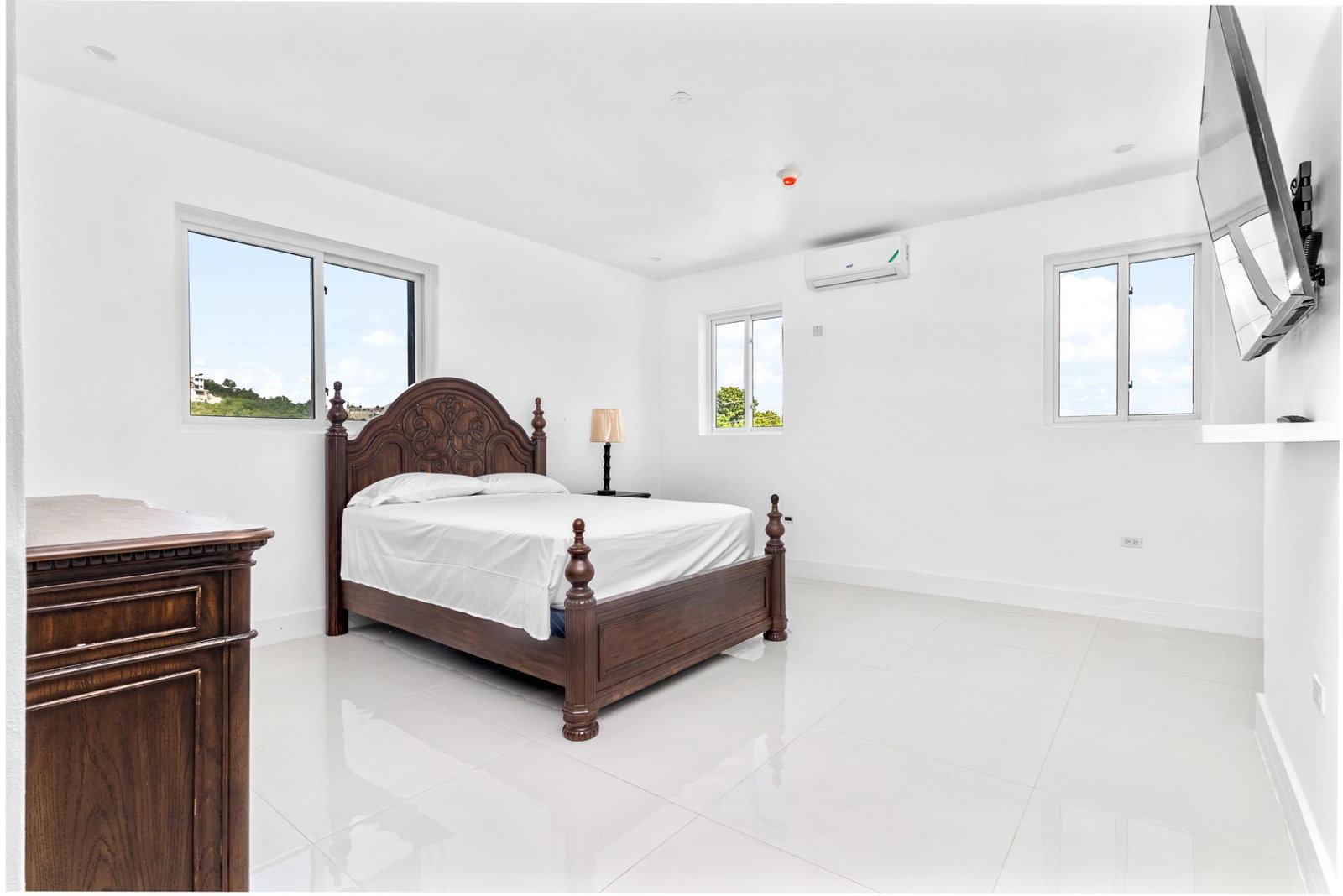 Ninth image of 2 Ottawa Avenue in Kingston 6, St. Andrew, Jamaica - property is For Rent