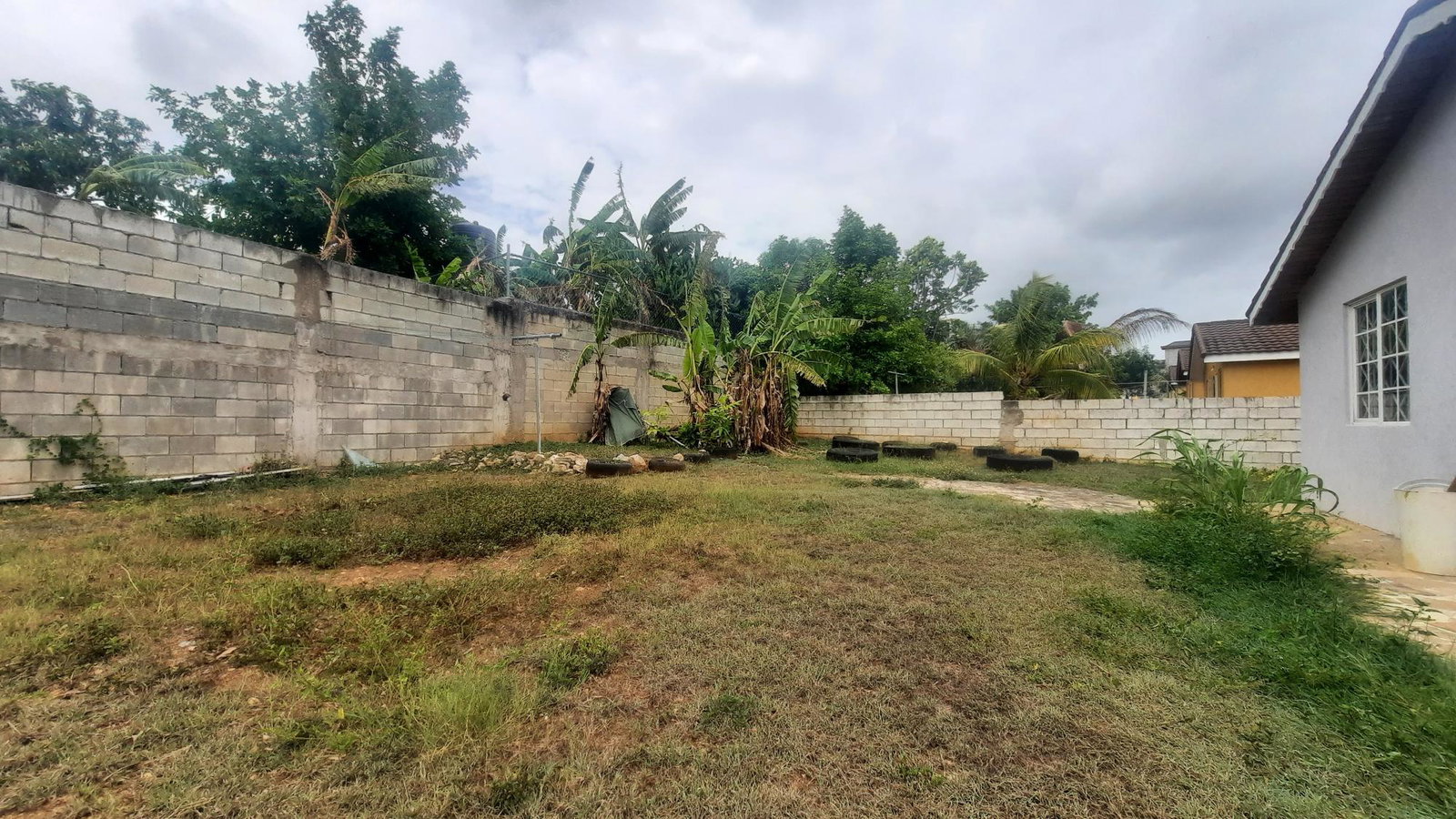 Twentieth image of 472 Poinciana Drive in FLORENCE HALL VILLAGE, Trelawny, Jamaica - property is For Rent