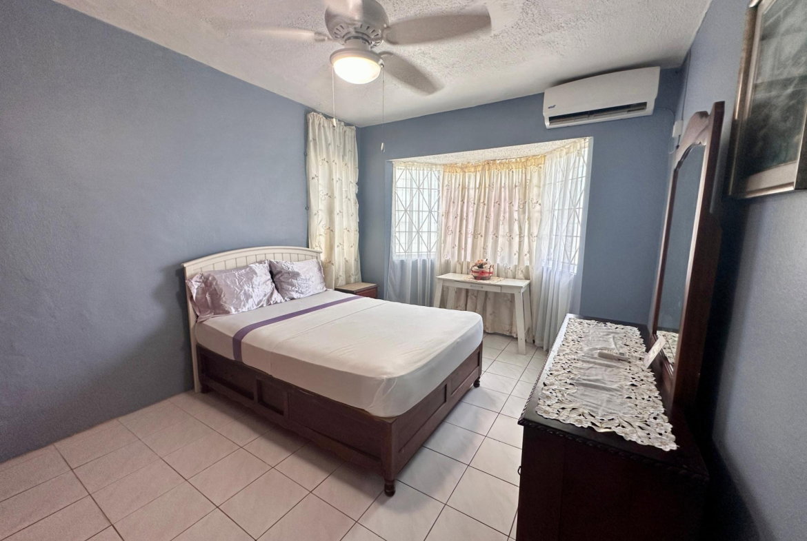 Fifteenth image of 59 Palmetto Avenue in Kingston 6, St. Andrew, Jamaica - property is For Rent