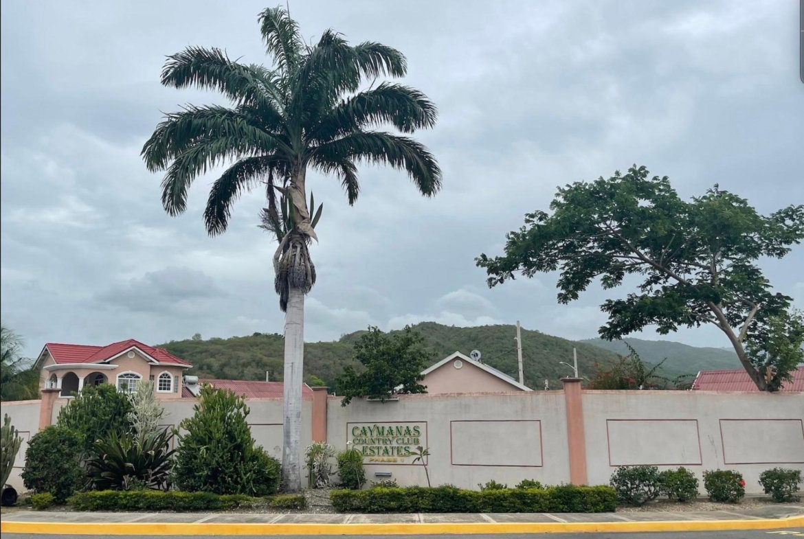 First image of 45 Bunker Crescent in Caymanas Estates, St. Catherine, Jamaica - property is For Rent