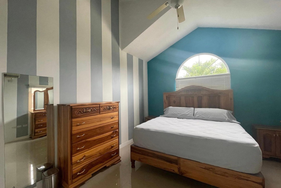 Eighth image of 45 Bunker Crescent in Caymanas Estates, St. Catherine, Jamaica - property is For Rent