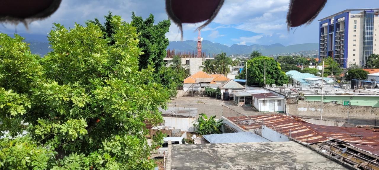 Nineteenth image of Apt 20-10 Central Avenue in CONSTANT SPRING, St. Andrew, Jamaica - property is For Rent