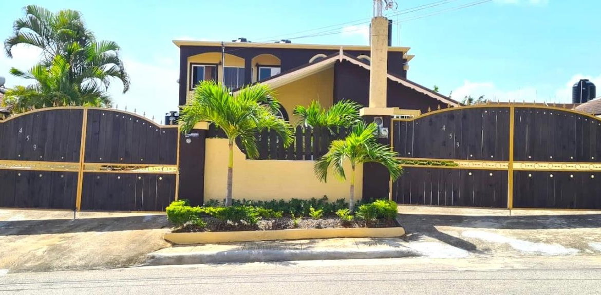 Second image of 459 South View Dr, Rhyne Park in Little River, St. James, Jamaica - property is For Rent