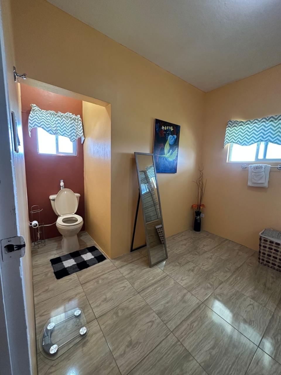 Twelfth image of 459 South View Dr, Rhyne Park in Little River, St. James, Jamaica - property is For Rent