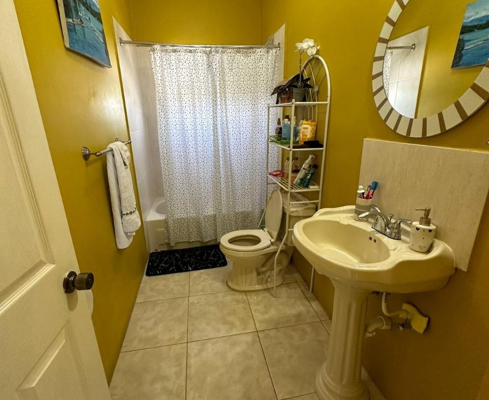 Eighteenth image of 459 South View Dr, Rhyne Park in Little River, St. James, Jamaica - property is For Rent