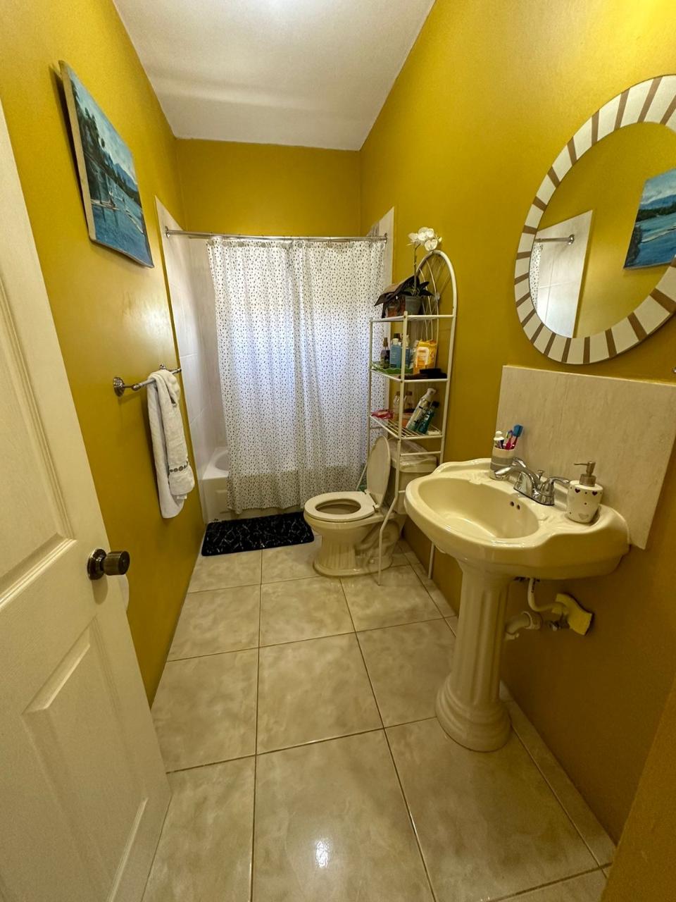 Eighteenth image of 459 South View Dr, Rhyne Park in Little River, St. James, Jamaica - property is For Rent