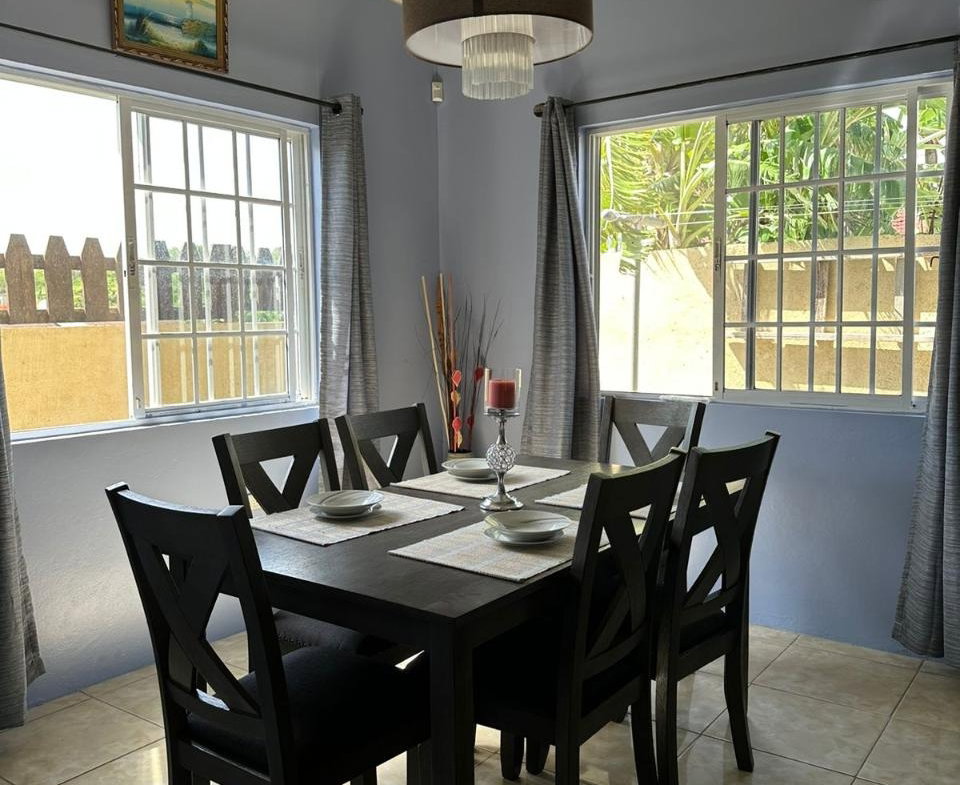 Fifth image of 459 South View Dr, Rhyne Park in Little River, St. James, Jamaica - property is For Rent