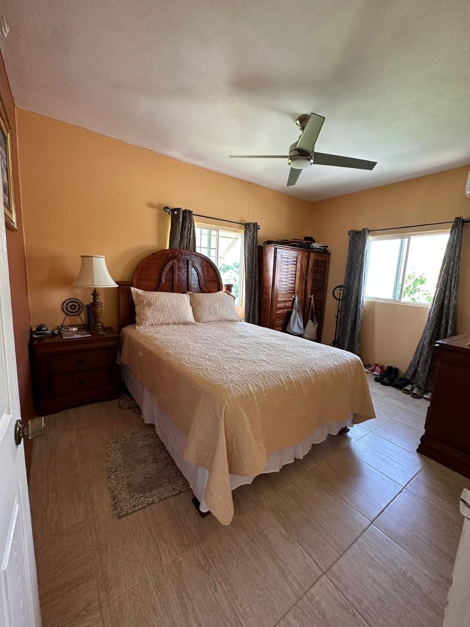 Tenth image of 459 South View Dr, Rhyne Park in Little River, St. James, Jamaica - property is For Rent