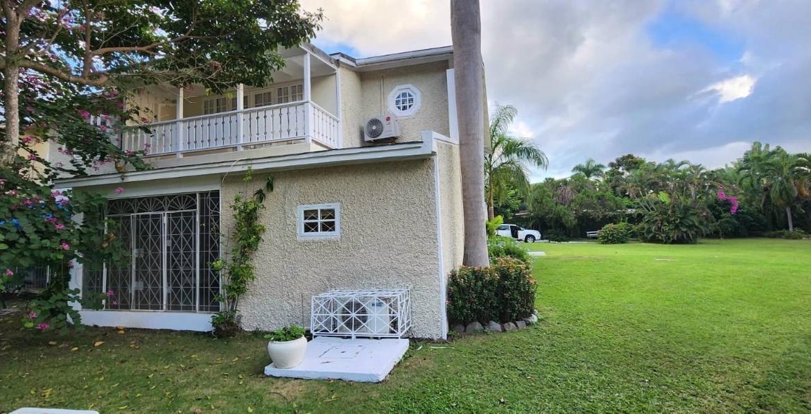 Eleventh image of 26-1a Norbrook Road, Kingston 8 in Kingston 8, St. Andrew, Jamaica - property is For Rent