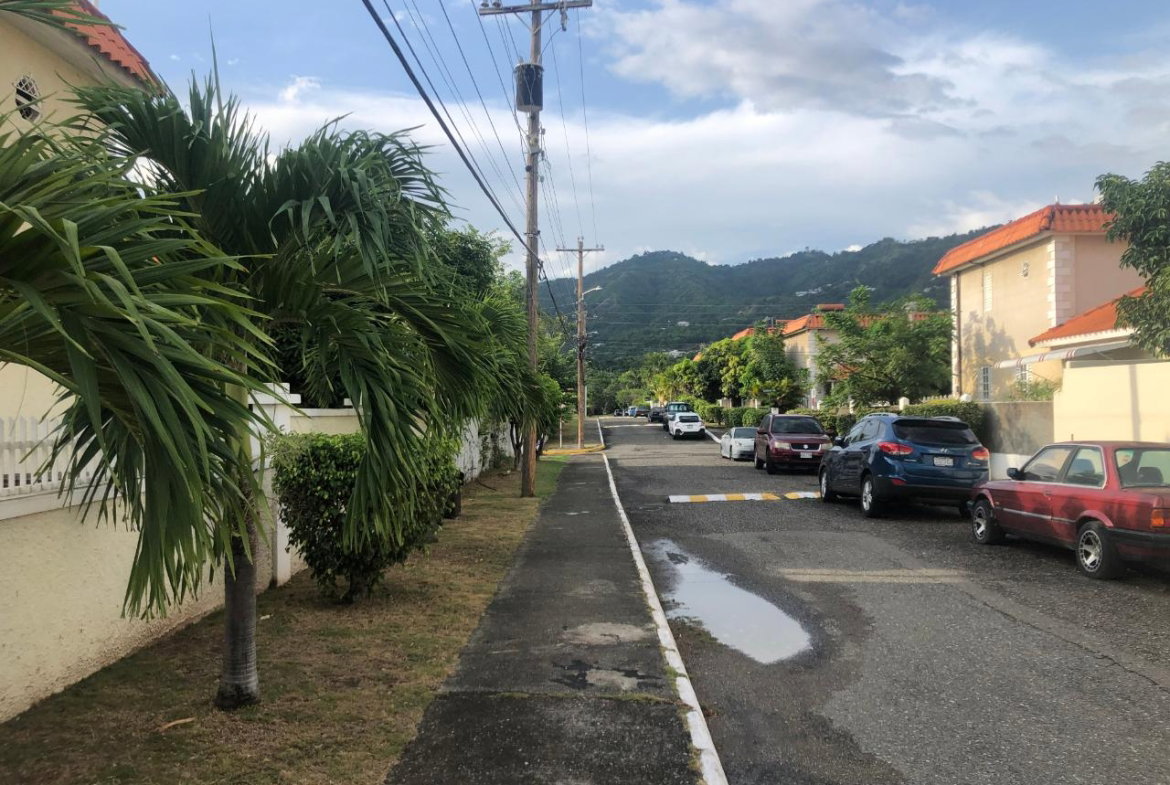 Fifth image of Cowper Avenue in Kingston 6, St. Andrew, Jamaica - property is For Rent