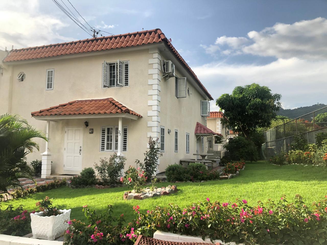 Seventh image of Cowper Avenue in Kingston 6, St. Andrew, Jamaica - property is For Rent