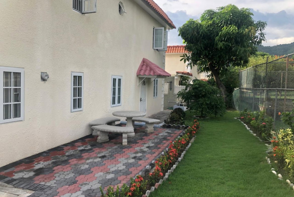 Tenth image of Cowper Avenue in Kingston 6, St. Andrew, Jamaica - property is For Rent