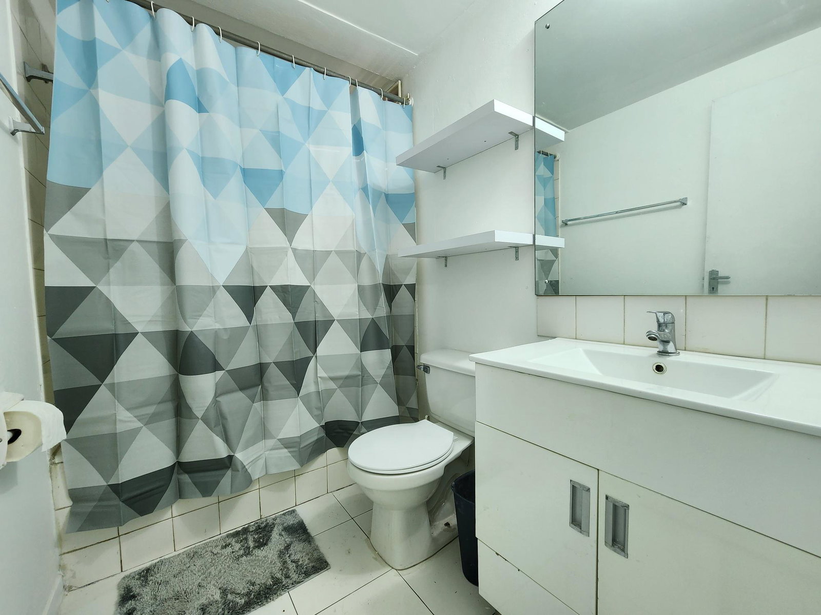 Fourteenth image of 26e-1 East Avenue in Kingston 8, St. Andrew, Jamaica - property is For Rent
