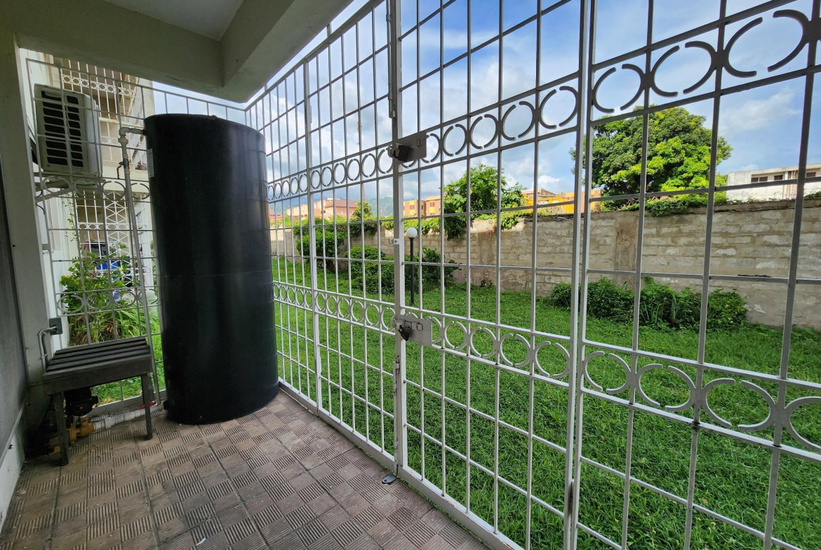 Fifteenth image of 26e-1 East Avenue in Kingston 8, St. Andrew, Jamaica - property is For Rent