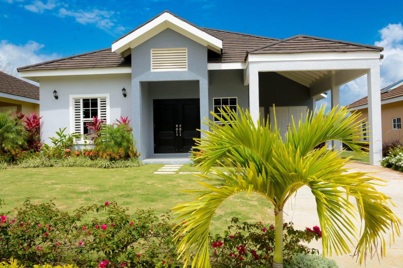 First image of 102 Gates of Edgehill in Tower Isle, St. Mary, Jamaica - property is For Sale