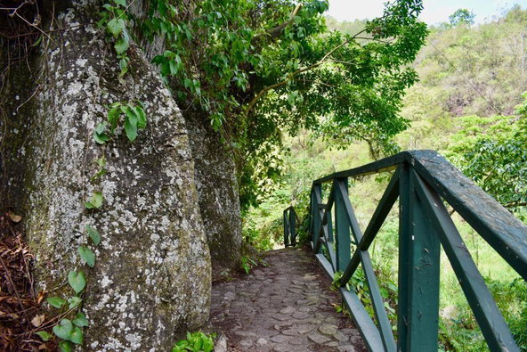 Fourteenth image of Gordon Town in Gordon Town, St. Andrew, Jamaica - property is For Sale