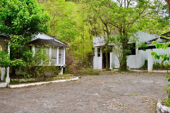 Tenth image of Gordon Town in Gordon Town, St. Andrew, Jamaica - property is For Sale