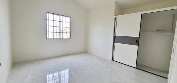Seventeenth image of 1962- Phoenix Park in Phoenix Park, St. Catherine, Jamaica - property is For Sale