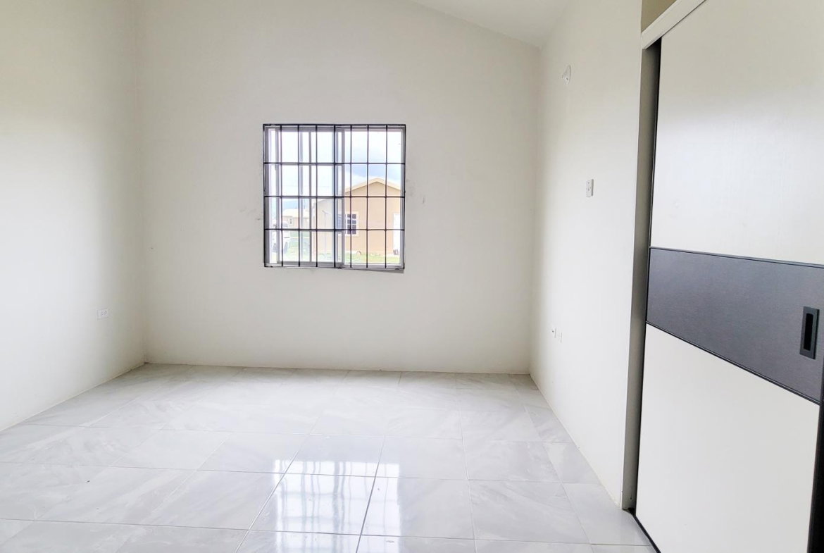 Nineteenth image of 1962- Phoenix Park in Phoenix Park, St. Catherine, Jamaica - property is For Sale