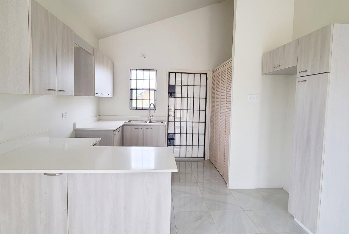 Fourth image of 1962- Phoenix Park in Phoenix Park, St. Catherine, Jamaica - property is For Sale