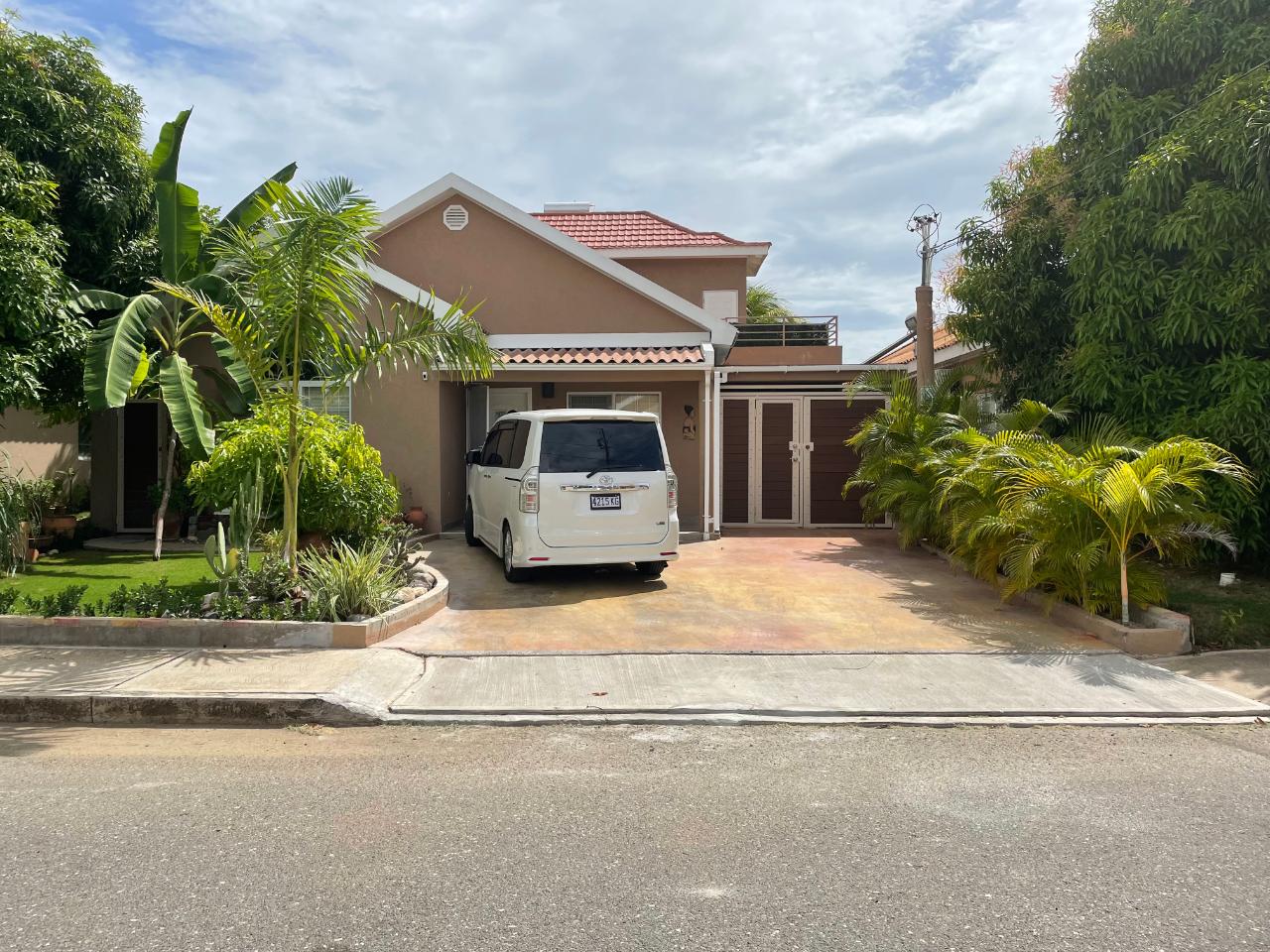 Fourth image of Fort de France Street, in Greater Portmore, St. Catherine, Jamaica - property is For Rent