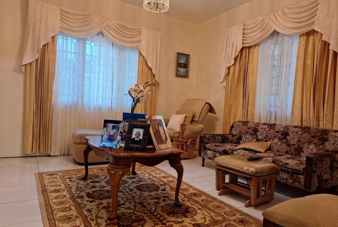 Thirteenth image of 35 Cedar Gardens Riad in Mandeville, Manchester, Jamaica - property is For Sale