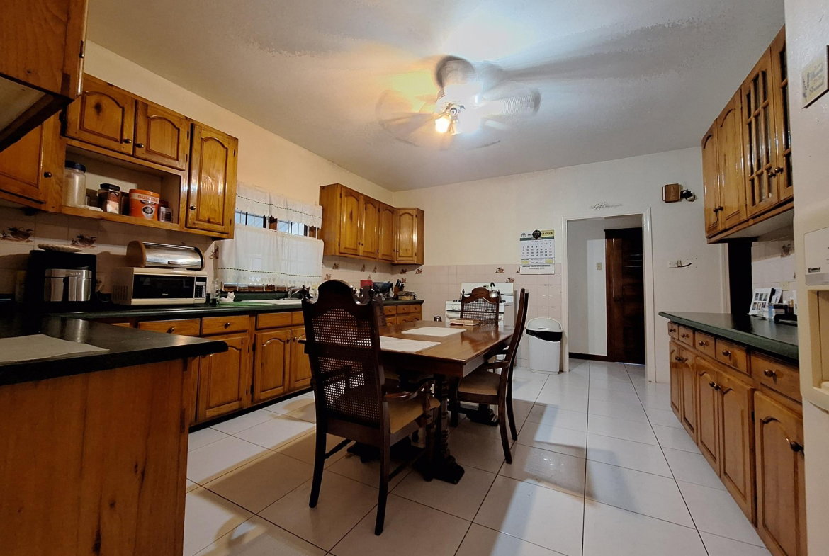 Tenth image of 35 Cedar Gardens Riad in Mandeville, Manchester, Jamaica - property is For Sale