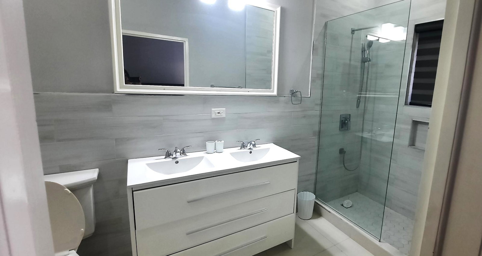 Twenty-Fourth image of 8-24 Seymour Avenue in Kingston 6, St. Andrew, Jamaica - property is For Rent