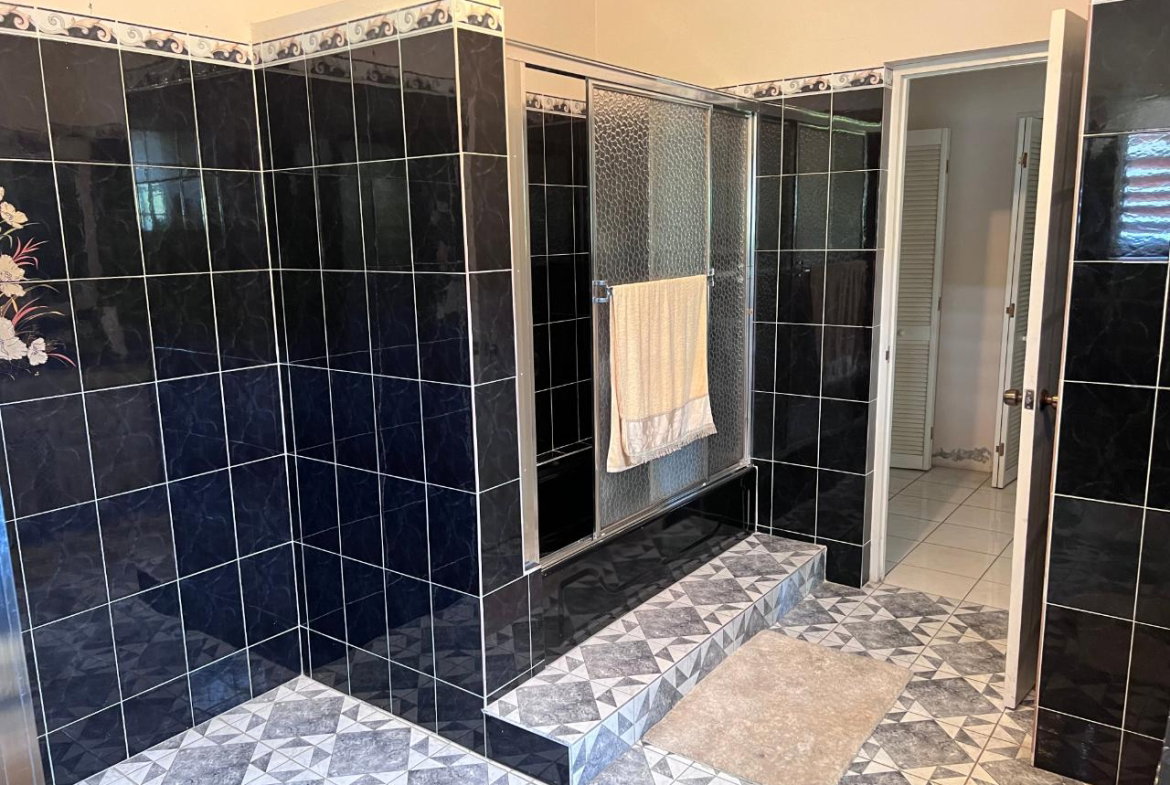 Eleventh image of 329 West Gate Hills Blvd, Mon in Montego Bay, St. James, Jamaica - property is For Sale