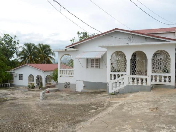 First image of Brighton Santa Cruz in Santa Cruz, St. Elizabeth, Jamaica - property is For Sale
