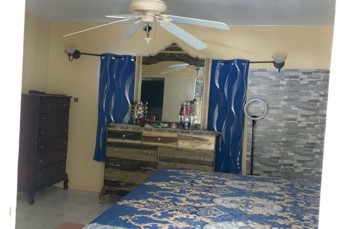 Thirteenth image of 554 Doctor Bird Crescent in Farm Heights, St. James, Jamaica - property is For Sale