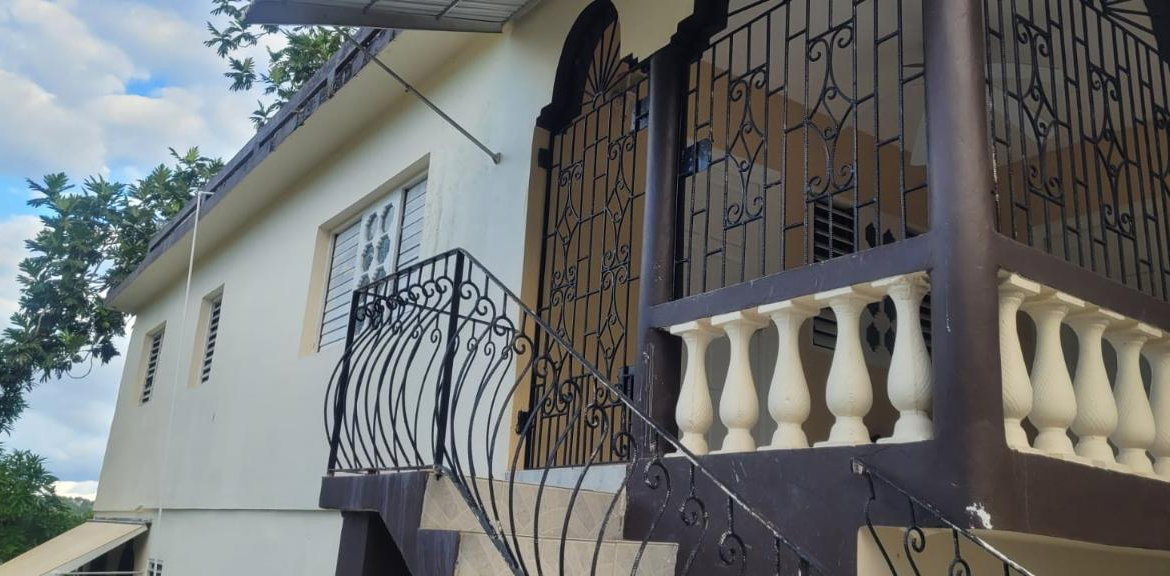 Seventeenth image of 554 Doctor Bird Crescent in Farm Heights, St. James, Jamaica - property is For Sale