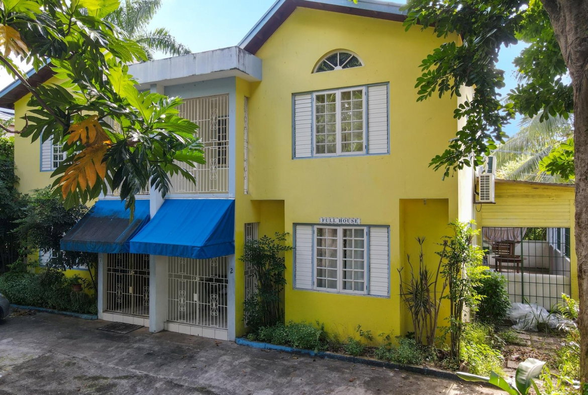 Third image of 2a Gwendon Park Avenue in Kingston 8, St. Andrew, Jamaica - property is For Sale