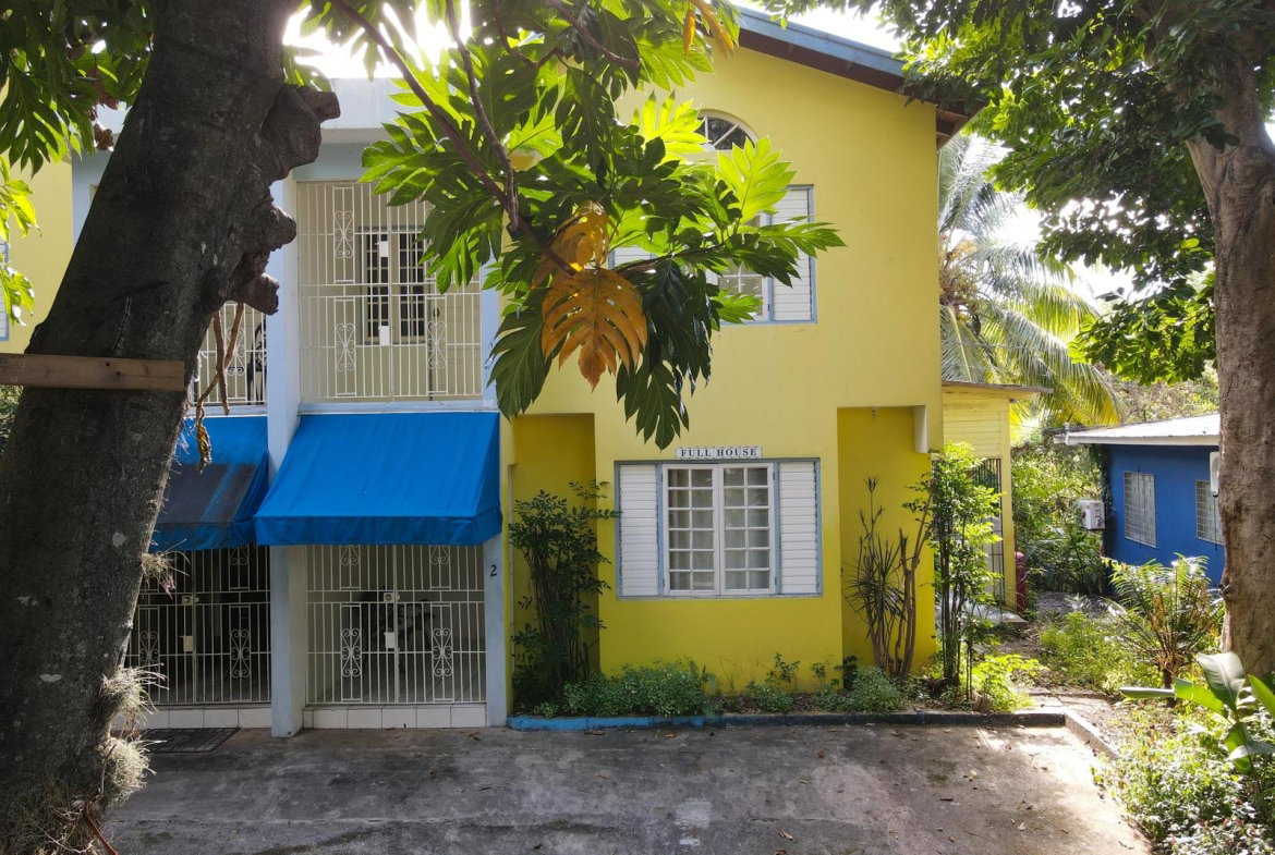 Fourth image of 2a Gwendon Park Avenue in Kingston 8, St. Andrew, Jamaica - property is For Sale