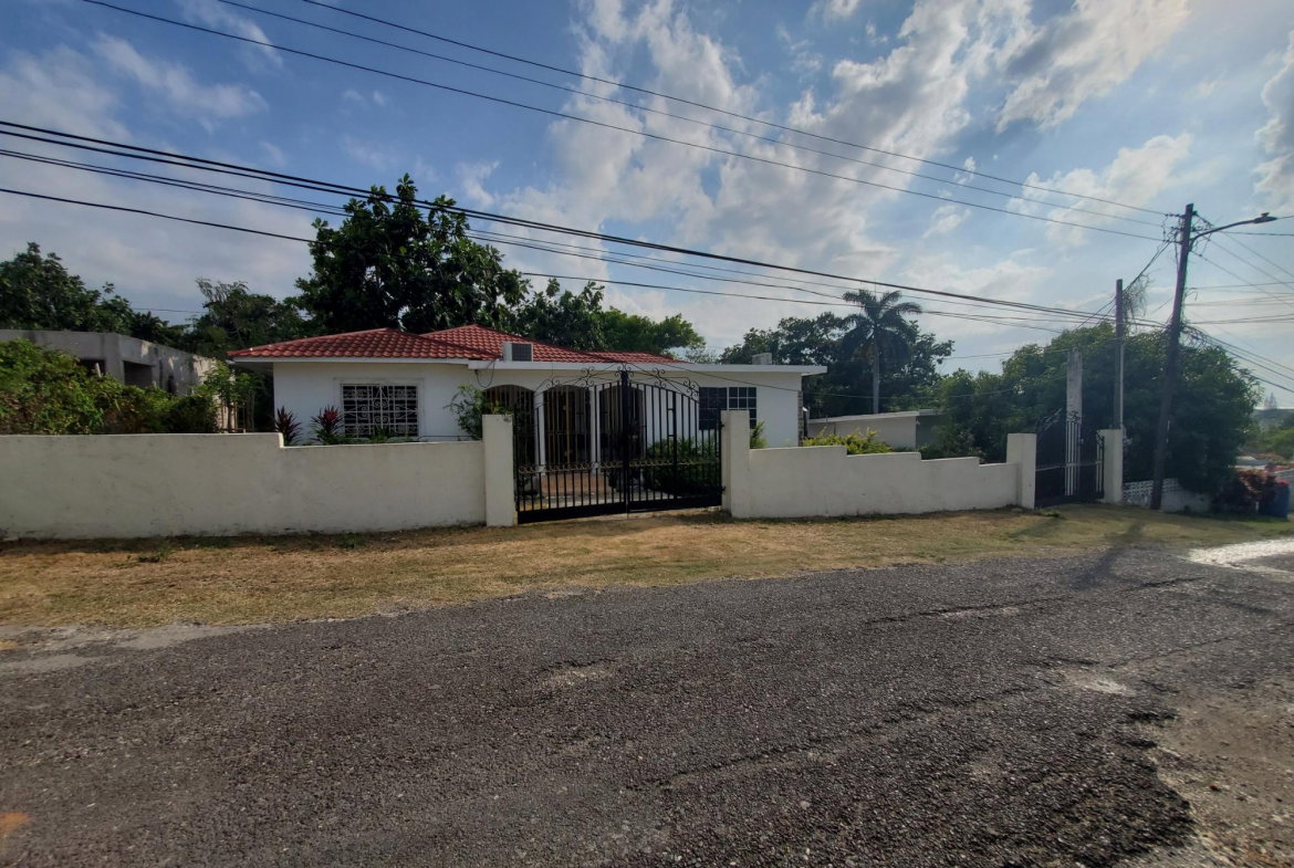 First image of Coral Gardens in Montego Bay, St. James, Jamaica - property is For Sale