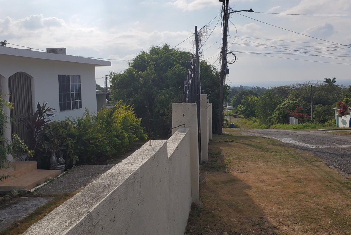 Nineteenth image of Coral Gardens in Montego Bay, St. James, Jamaica - property is For Sale
