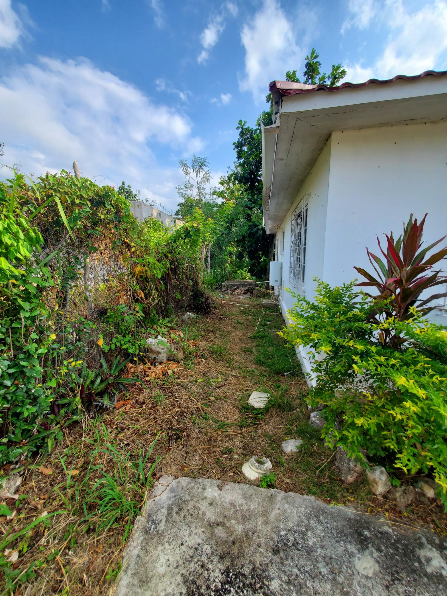 Income-Property-for-Sale-in-Coral-Gardens-Jamaica-Prime-Location Twentieth image of Coral Gardens in Montego Bay, St. James, Jamaica - property is For Sale