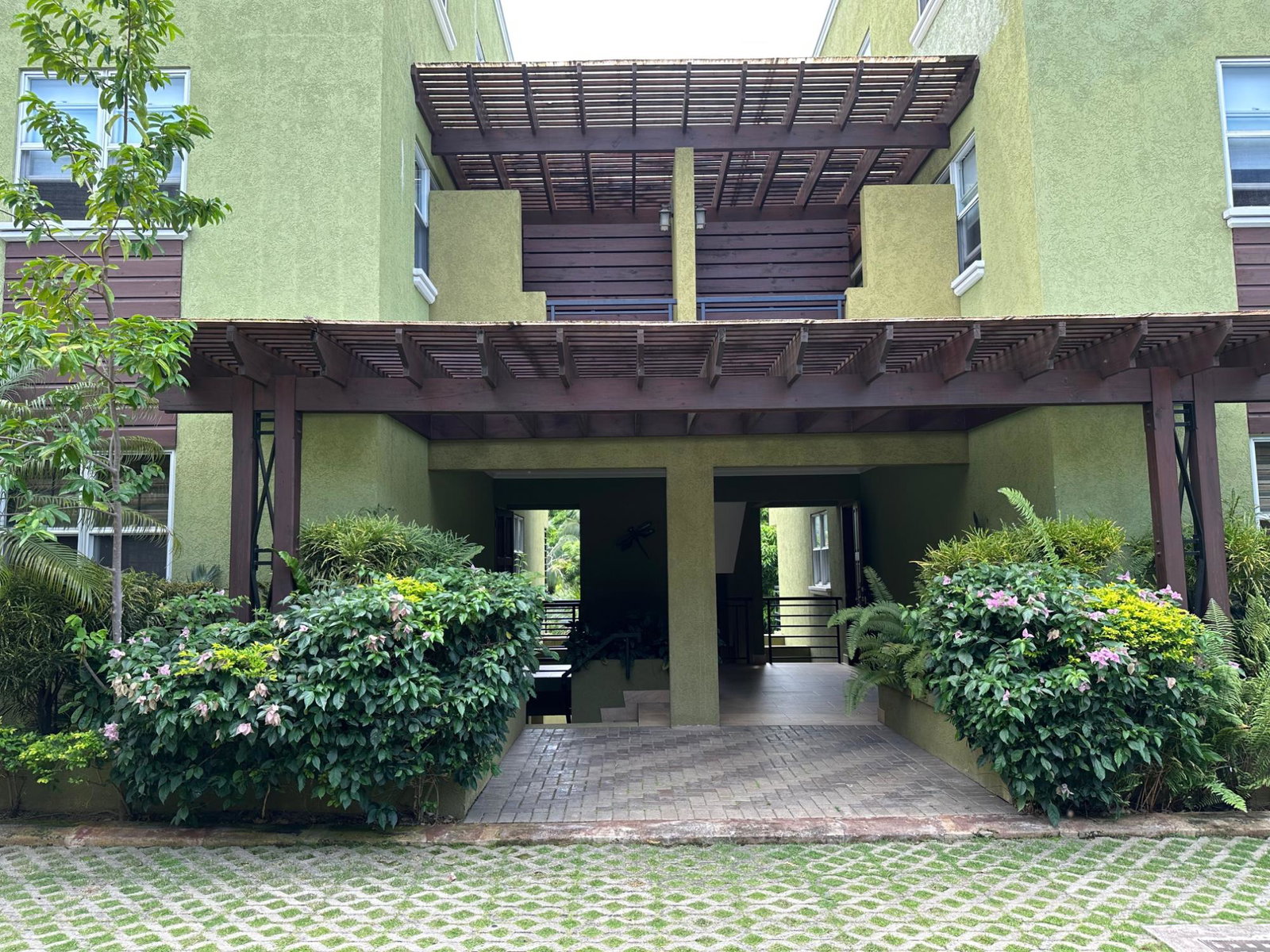 Seventeenth image of 6 Lower Great House Circle in Kingston 8, St. Andrew, Jamaica - property is For Sale