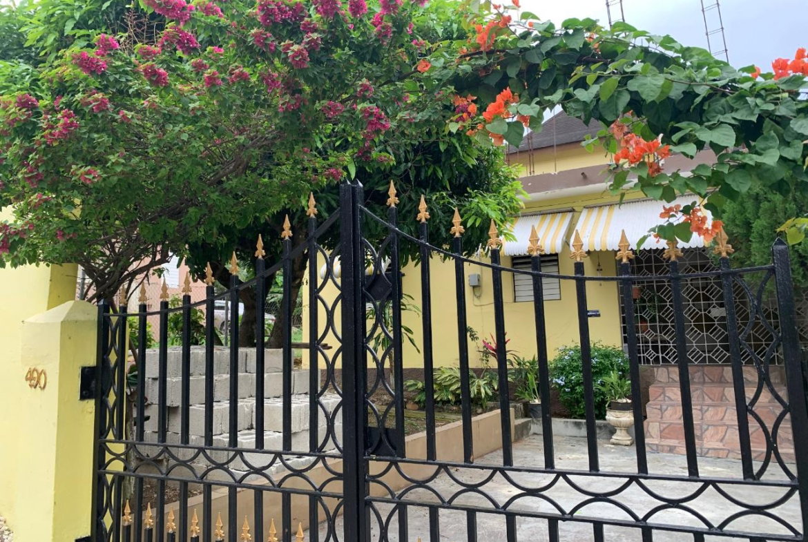 Seventh image of 490 Willow Drive in Montego Bay, St. James, Jamaica - property is For Sale