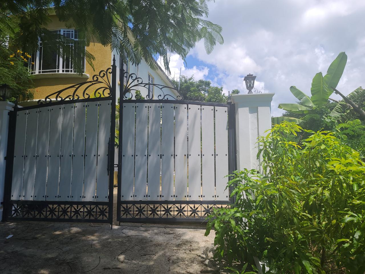 Investment-Opportunity-4-Bedroom-House-in-Negril-Estate-Jamaica Second image of 35 Negril Estate in Negril, Westmoreland, Jamaica - property is For Sale