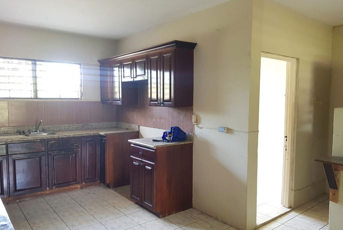 Tenth image of 7 Garth Road, Kingston 8 in Cherry Gardens, St. Andrew, Jamaica - property is For Sale