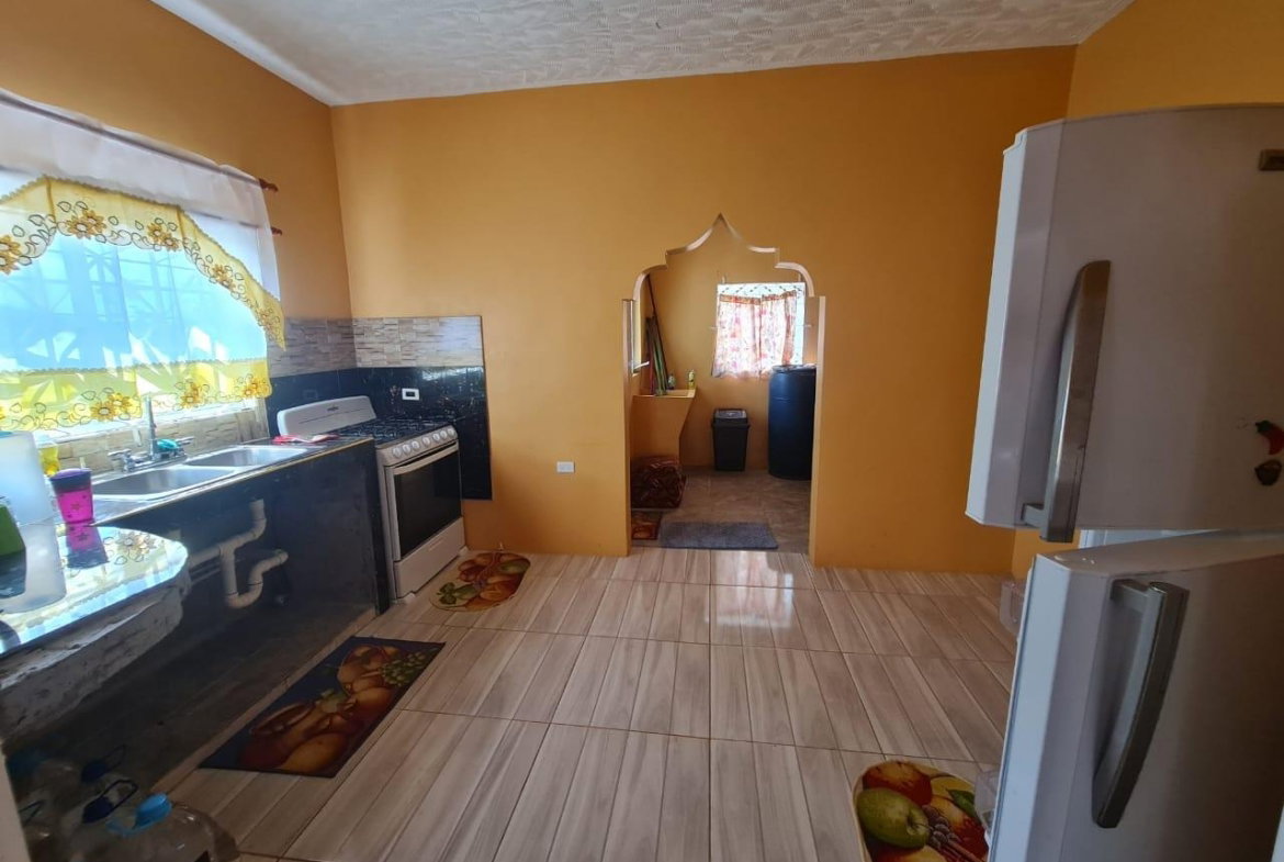 Fifth image of Coffee Grove in Porus, Manchester, Jamaica - property is For Sale