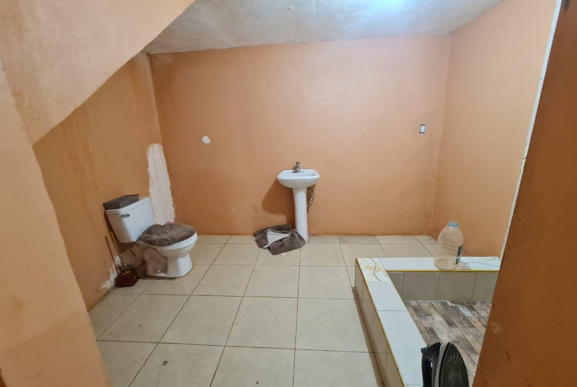 Sixth image of Coffee Grove in Porus, Manchester, Jamaica - property is For Sale