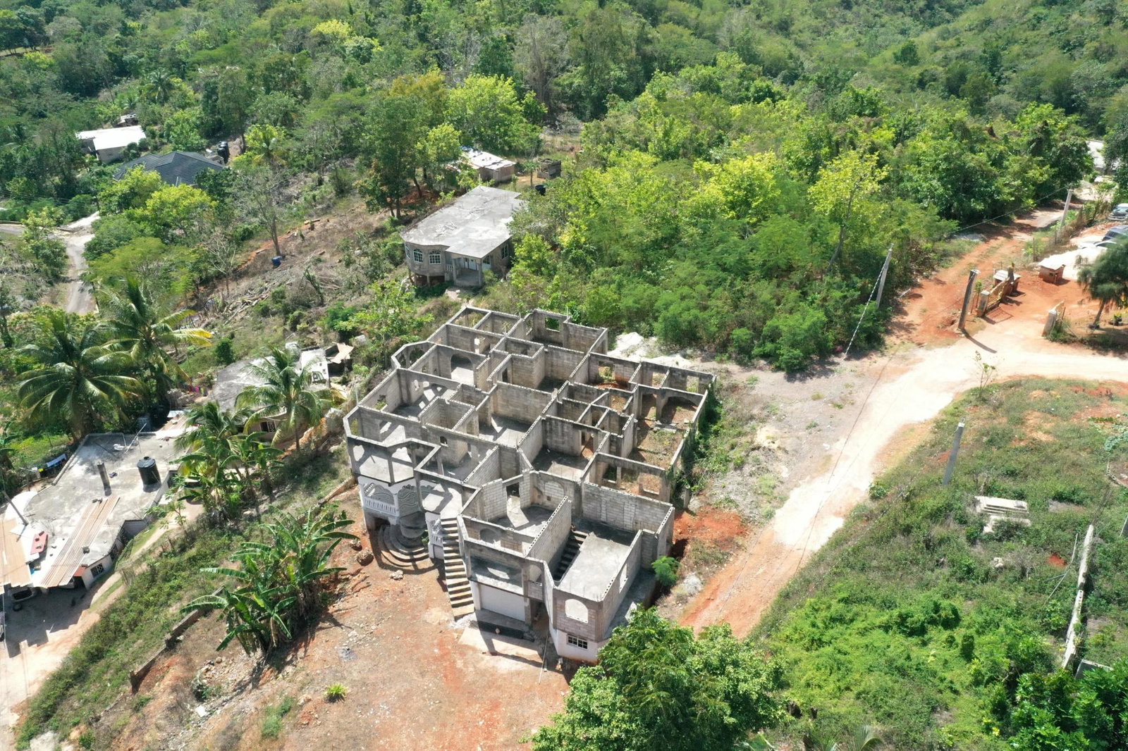 Eighth image of Coffee Grove in Porus, Manchester, Jamaica - property is For Sale