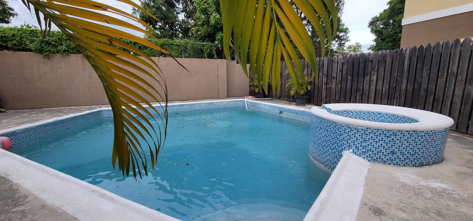 Nineteenth image of 9-8 Washington Drive in Kingston 10, St. Andrew, Jamaica - property is For Sale